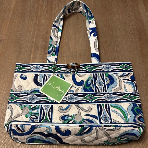 Vera Bradley Handbags - Vera Bradley Mediterranean White Tic Tac Tote